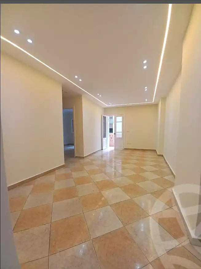 https://aqarmap.com.eg/ar/listing/7168523-for-sale-alexandria-el-asafra-shr-45