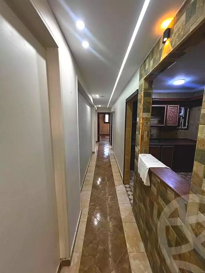 https://aqarmap.com.eg/ar/listing/7168535-for-sale-alexandria-el-asafra-shr-45