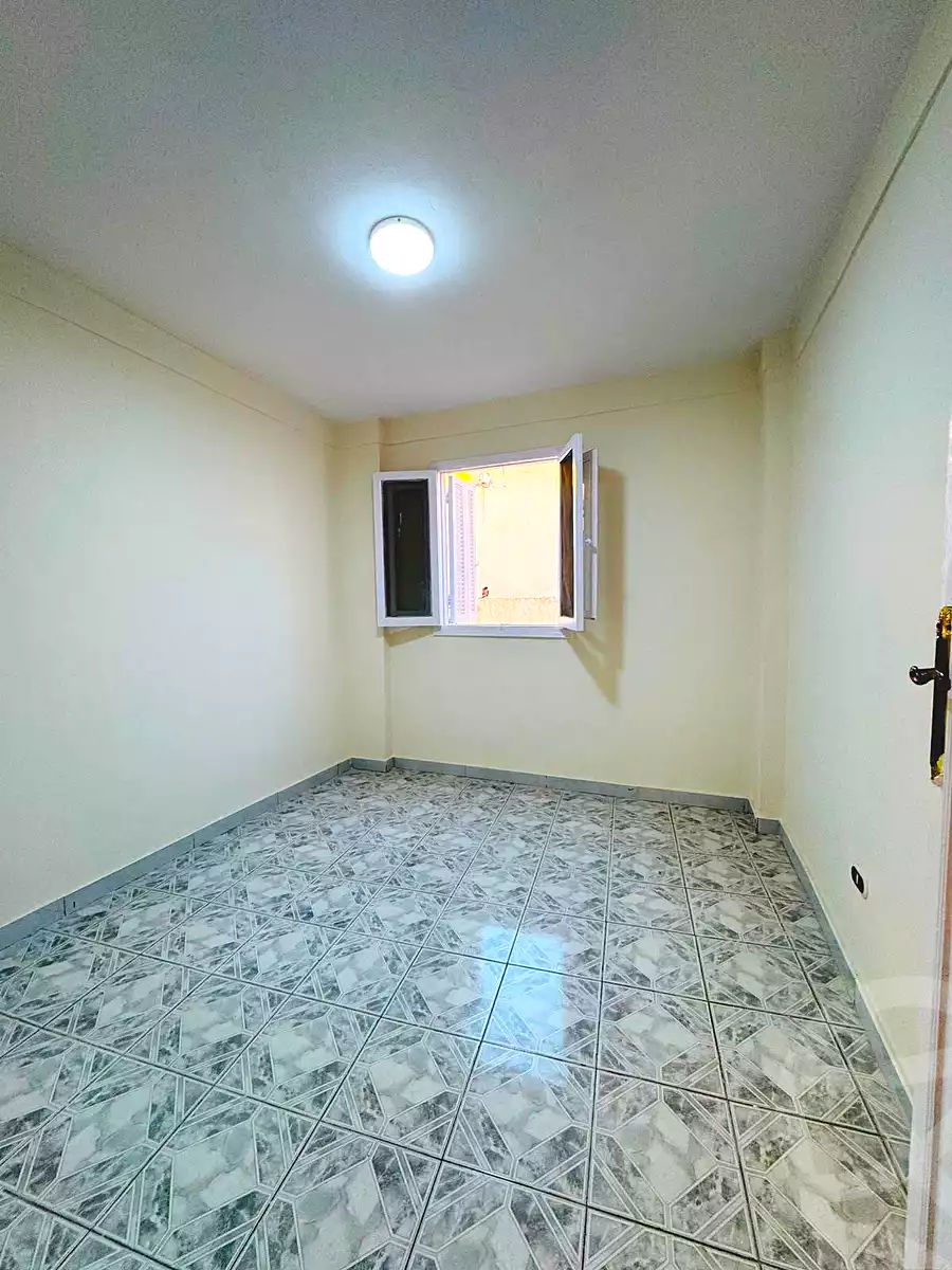 https://aqarmap.com.eg/ar/listing/7168580-for-sale-alexandria-al-agamy-shataa-el-nakheel