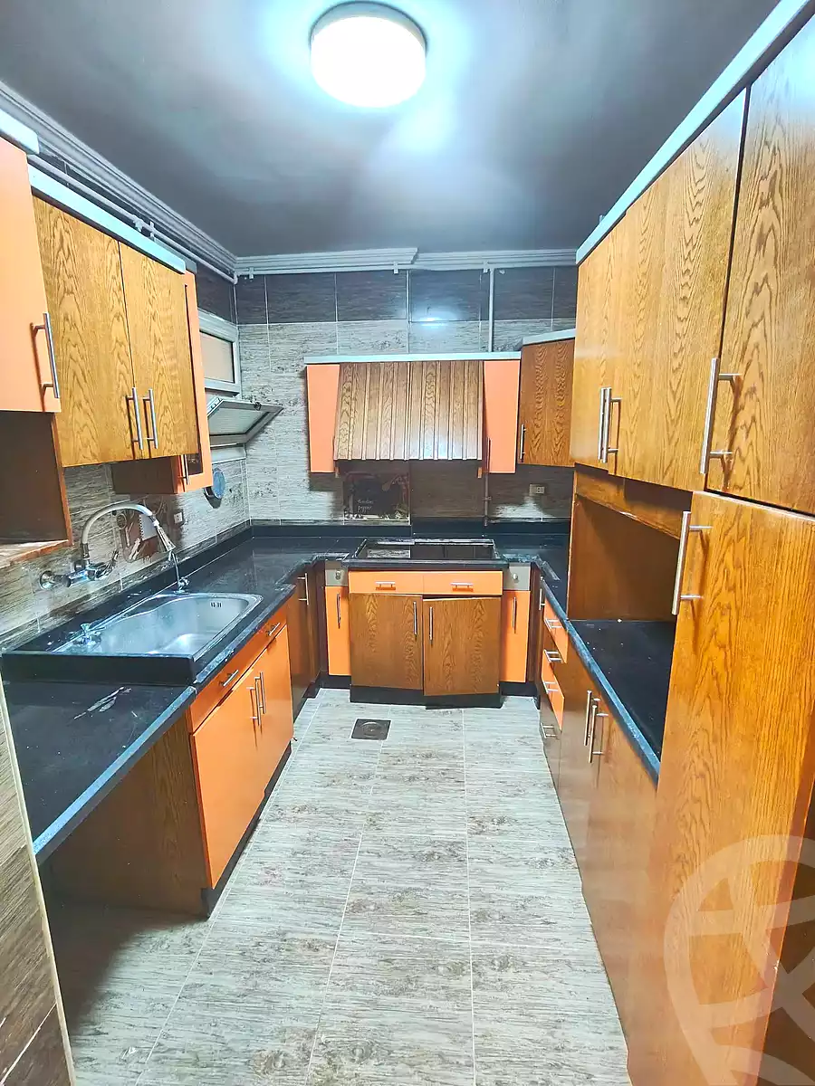 https://aqarmap.com.eg/ar/listing/7168608-for-sale-alexandria-tharwat