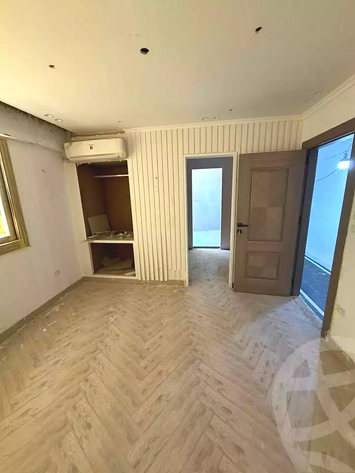 https://aqarmap.com.eg/en/listing/7168674-for-rent-alexandria-kafr-abdo-sant-giyn-st