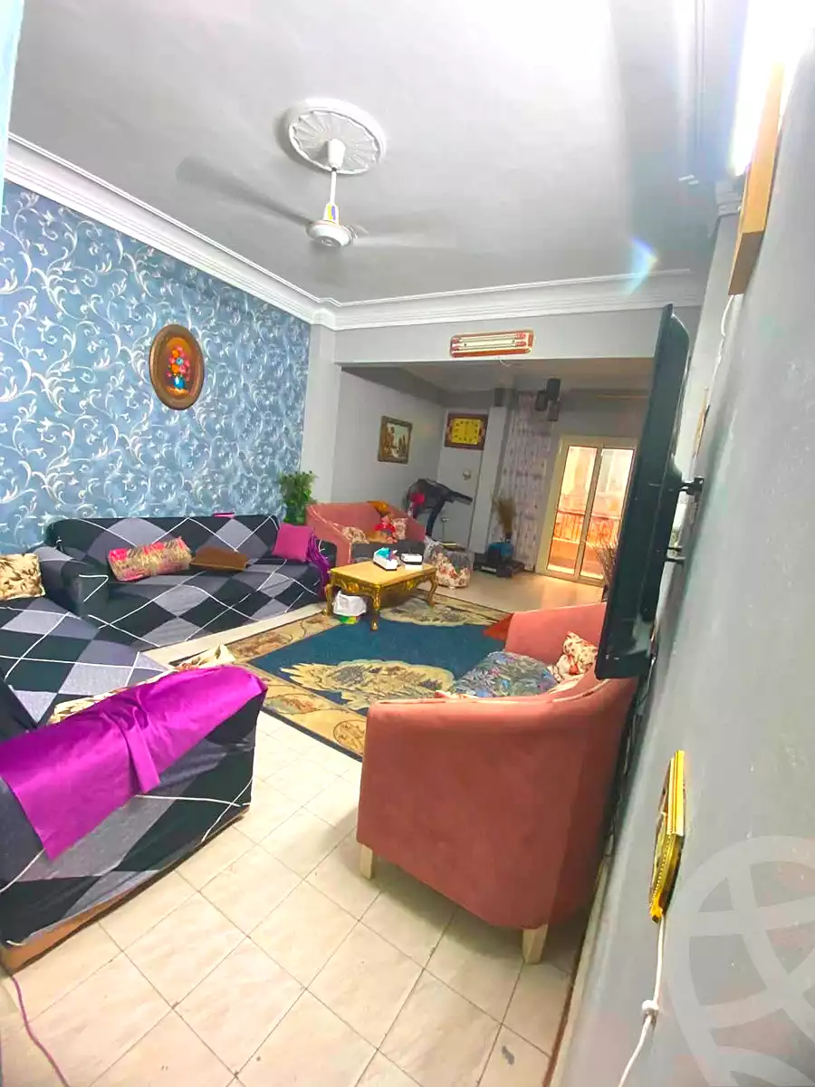 https://aqarmap.com.eg/ar/listing/7168885-for-sale-cairo-el-haram-shareaa-khatem-el-morsalen