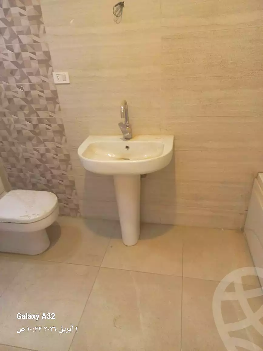 https://aqarmap.com.eg/ar/listing/7168894-for-rent-cairo-new-cairo-sharq-el-akadamiya-tuman-bay-st
