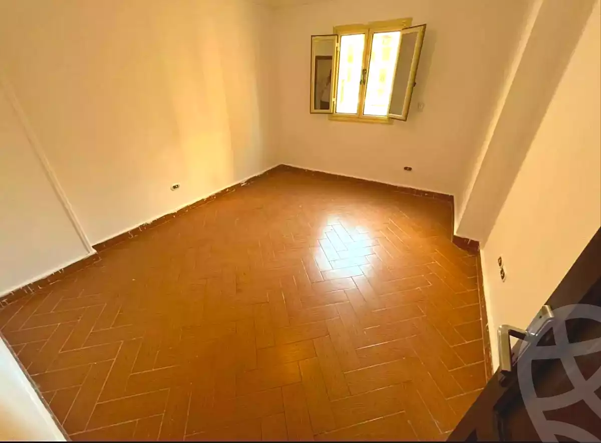 https://aqarmap.com.eg/ar/listing/7169167-for-sale-alexandria-ganaklis-compounds-in-ganaklis