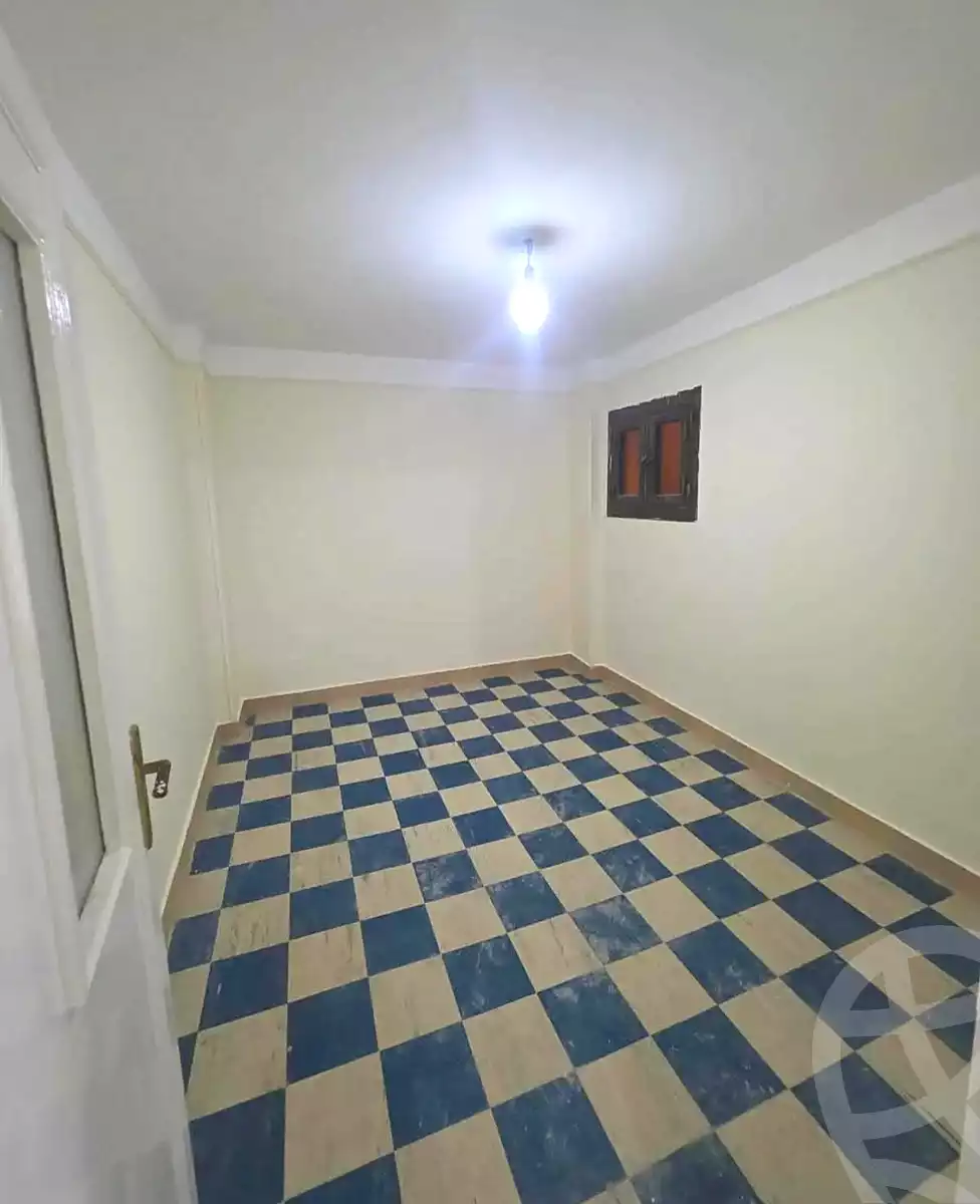 https://aqarmap.com.eg/en/listing/7169180-for-sale-alexandria-sydy-bshr-sydy-bshr-bhry-shr-khld-bn-lwlyd
