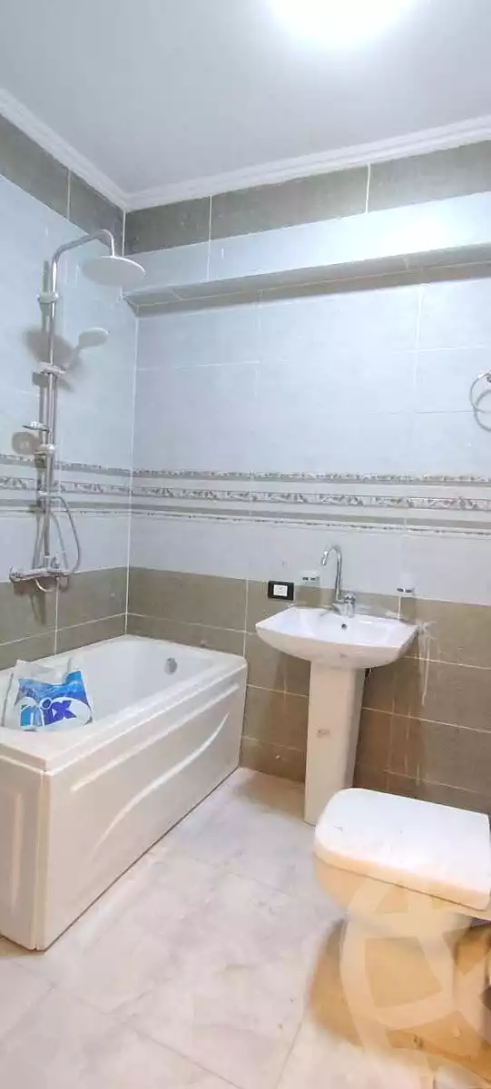 https://aqarmap.com.eg/en/listing/7169271-for-sale-cairo-elnozha-Streettt-27