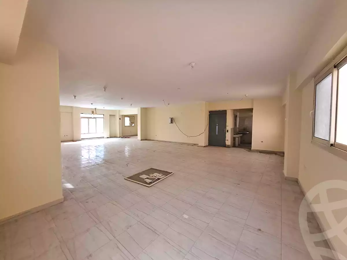https://aqarmap.com.eg/ar/listing/7169497-for-rent-cairo-new-cairo-el-maantiqah-el-sinaiyyah
