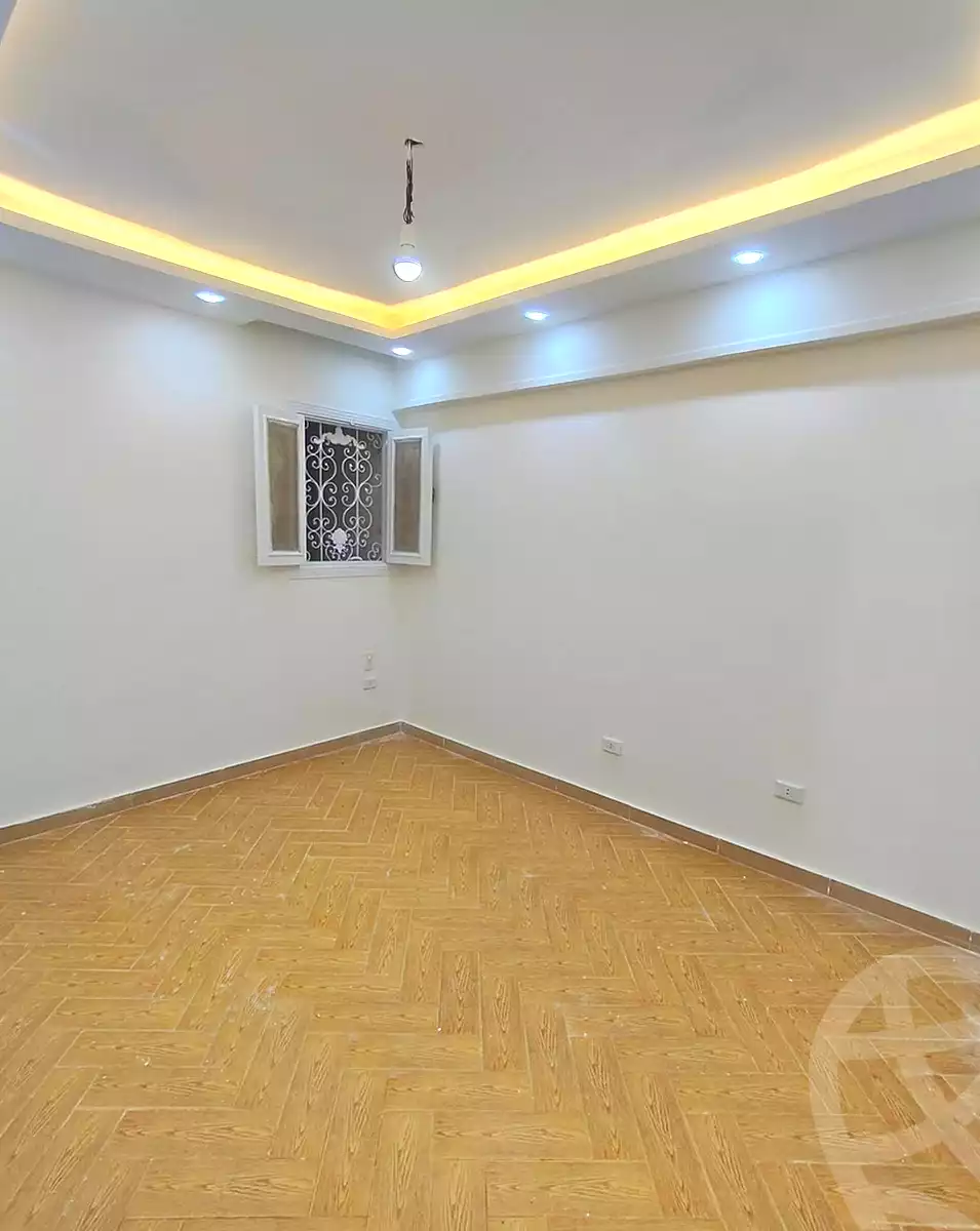 https://aqarmap.com.eg/ar/listing/7170021-for-sale-alexandria-sydy-bshr-sydy-bshr-qbly-street-17