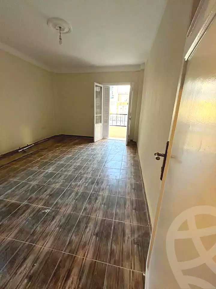 https://aqarmap.com.eg/en/listing/7170271-for-sale-alexandria-fleming