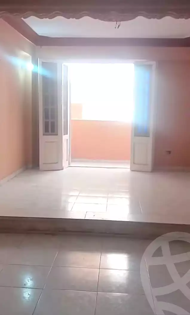 https://aqarmap.com.eg/ar/listing/7170342-for-sale-alexandria-al-agamy-el-hanouvel