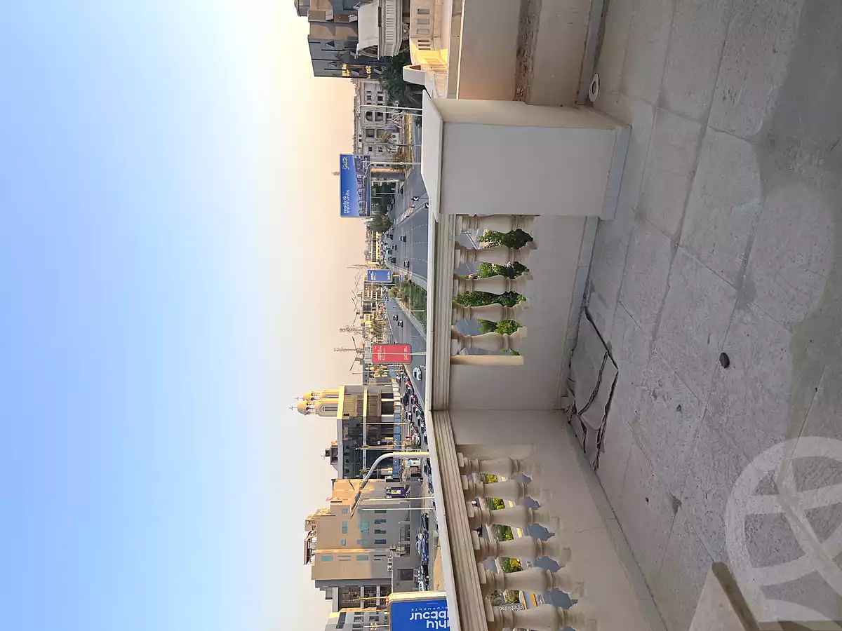 https://aqarmap.com.eg/en/listing/7170781-for-rent-cairo-new-cairo-first-settlement-mhwr-mstfy-kml