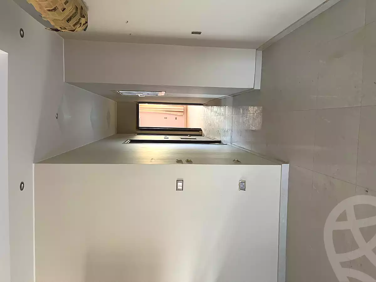 https://aqarmap.com.eg/en/listing/7170781-for-rent-cairo-new-cairo-first-settlement-mhwr-mstfy-kml