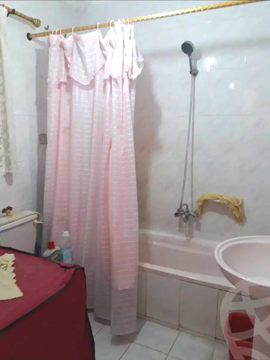 https://aqarmap.com.eg/ar/listing/7170825-for-sale-alexandria-al-agamy-el-hanouvel