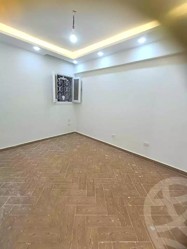 https://aqarmap.com.eg/ar/listing/7170926-for-sale-alexandria-sydy-bshr-sydy-bshr-bhry-gamal-abd-el-nasir-st