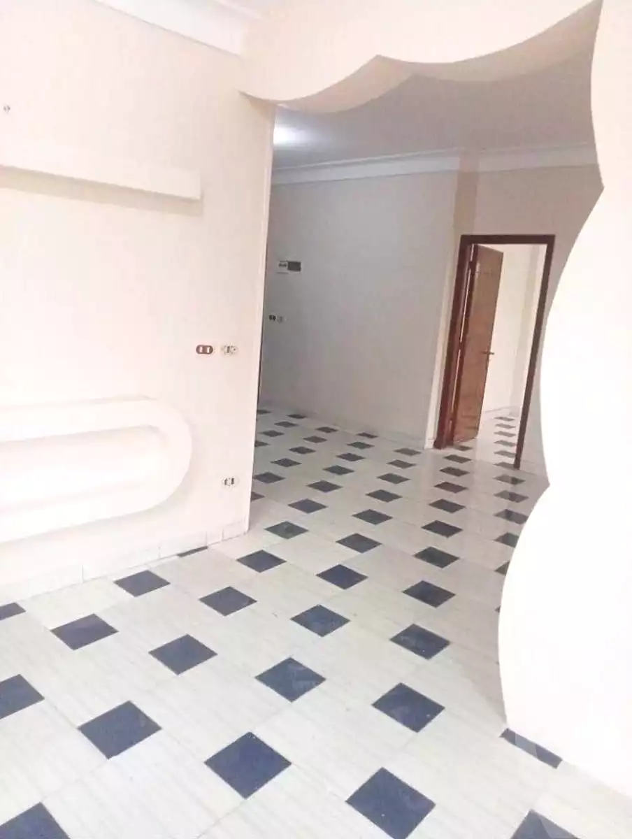 https://aqarmap.com.eg/en/listing/7170959-for-sale-alexandria-al-agamy-lbytsh-shahr-al-assal-st