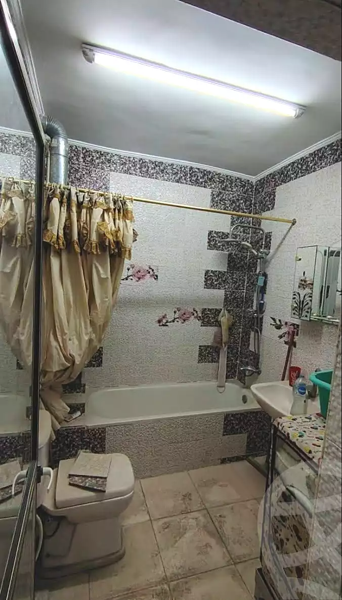 https://aqarmap.com.eg/ar/listing/7171301-for-sale-cairo-ain-shams-ahmed-esmat-st