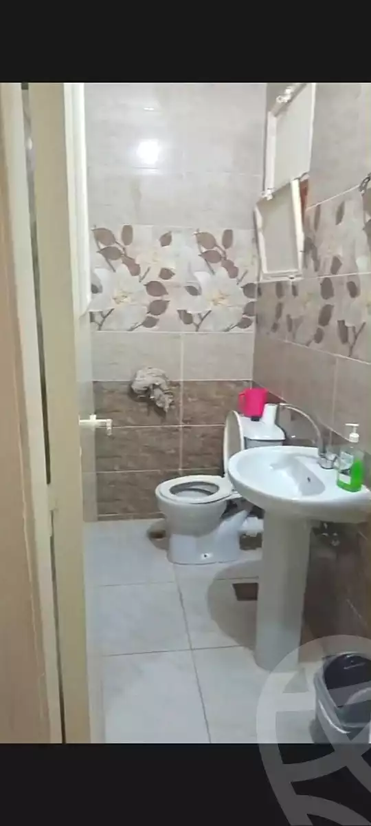 https://aqarmap.com.eg/ar/listing/7171309-for-rent-cairo-downtown-bab-el-loaa-el-shawarby-st