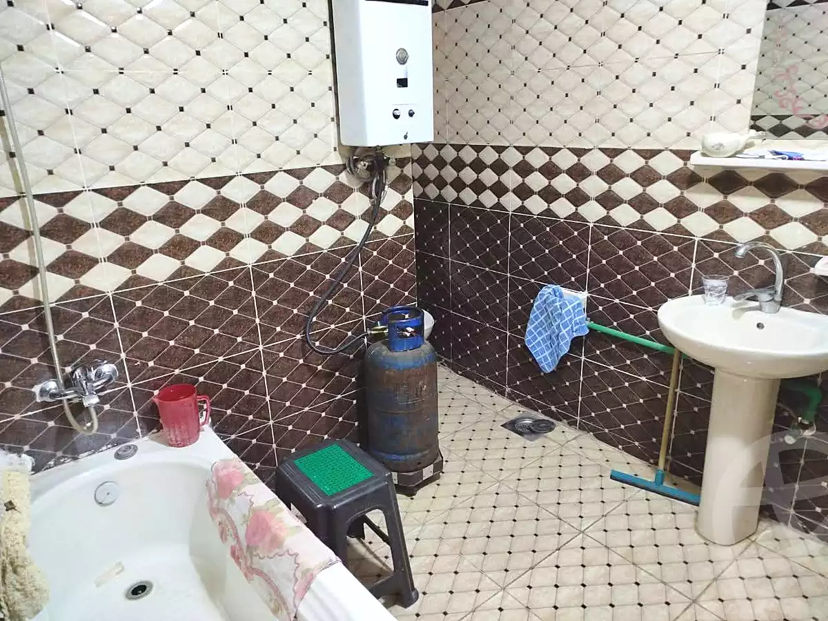 https://aqarmap.com.eg/ar/listing/7171373-for-sale-cairo-ain-shams-6-october-st