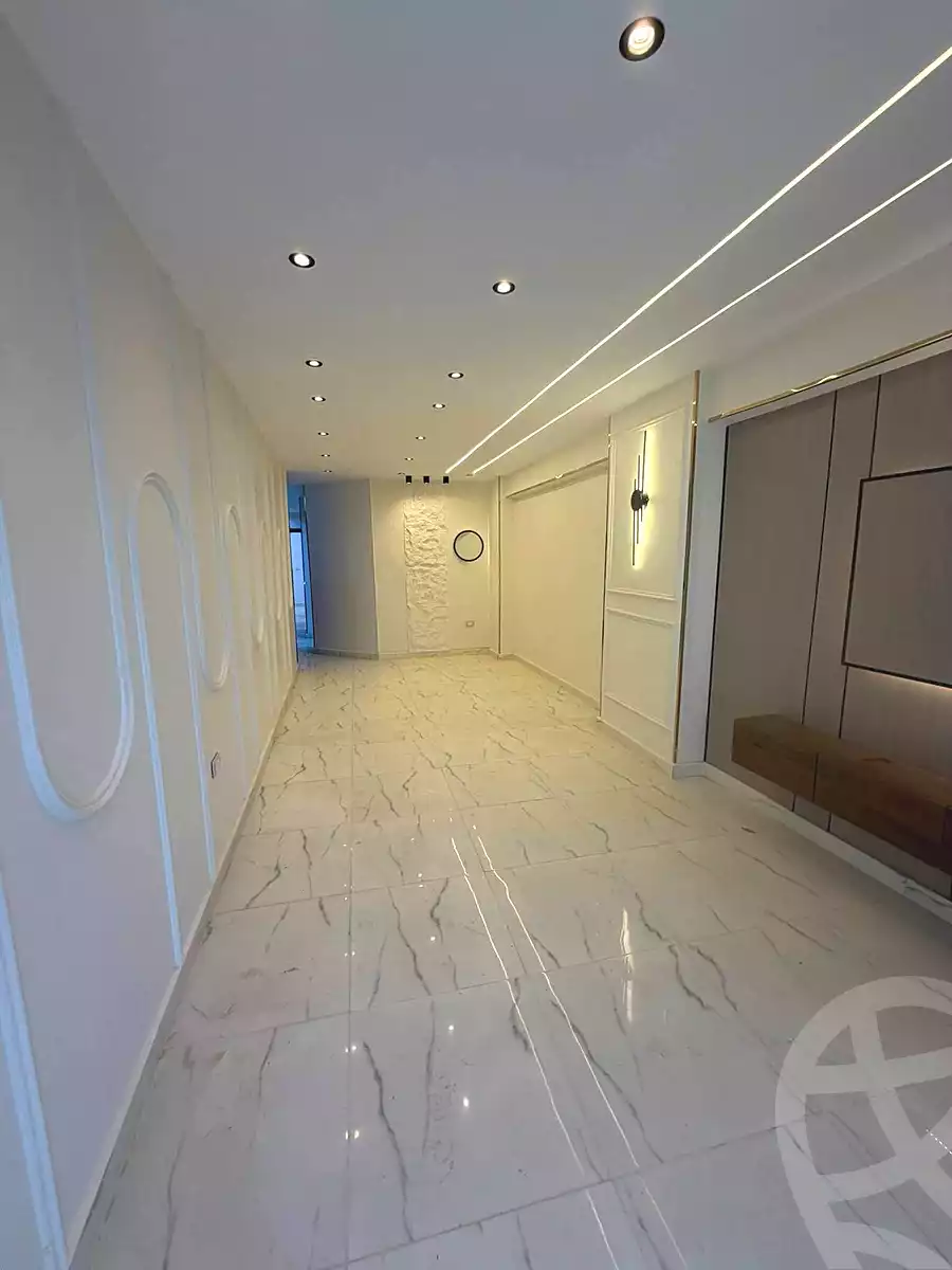 https://aqarmap.com.eg/en/listing/7171411-for-sale-alexandria-al-agamy-lbytsh-street-8