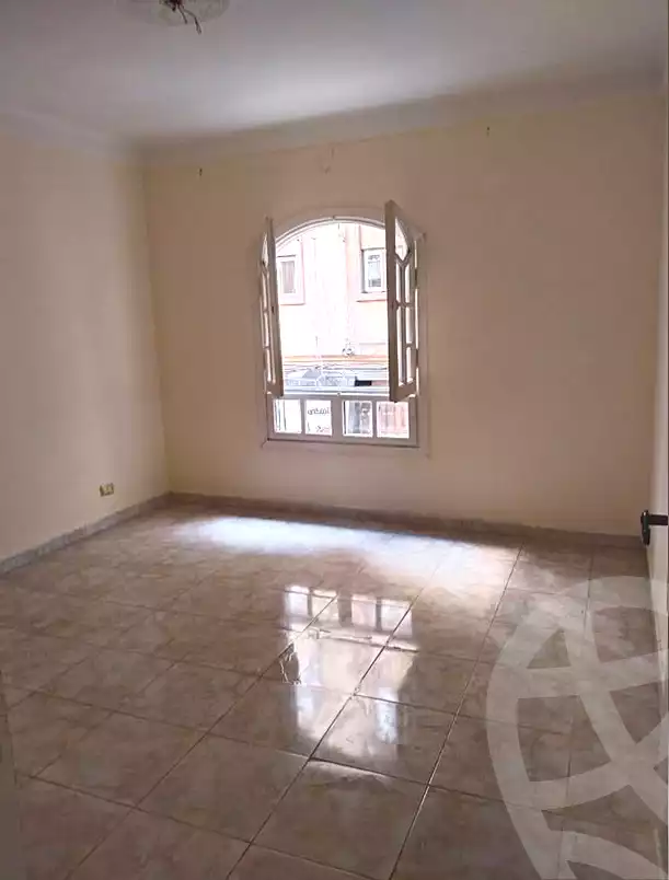 https://aqarmap.com.eg/ar/listing/7171904-for-rent-alexandria-sydy-bshr-sydy-bshr-bhry-shr-mhmwd-l-yswy