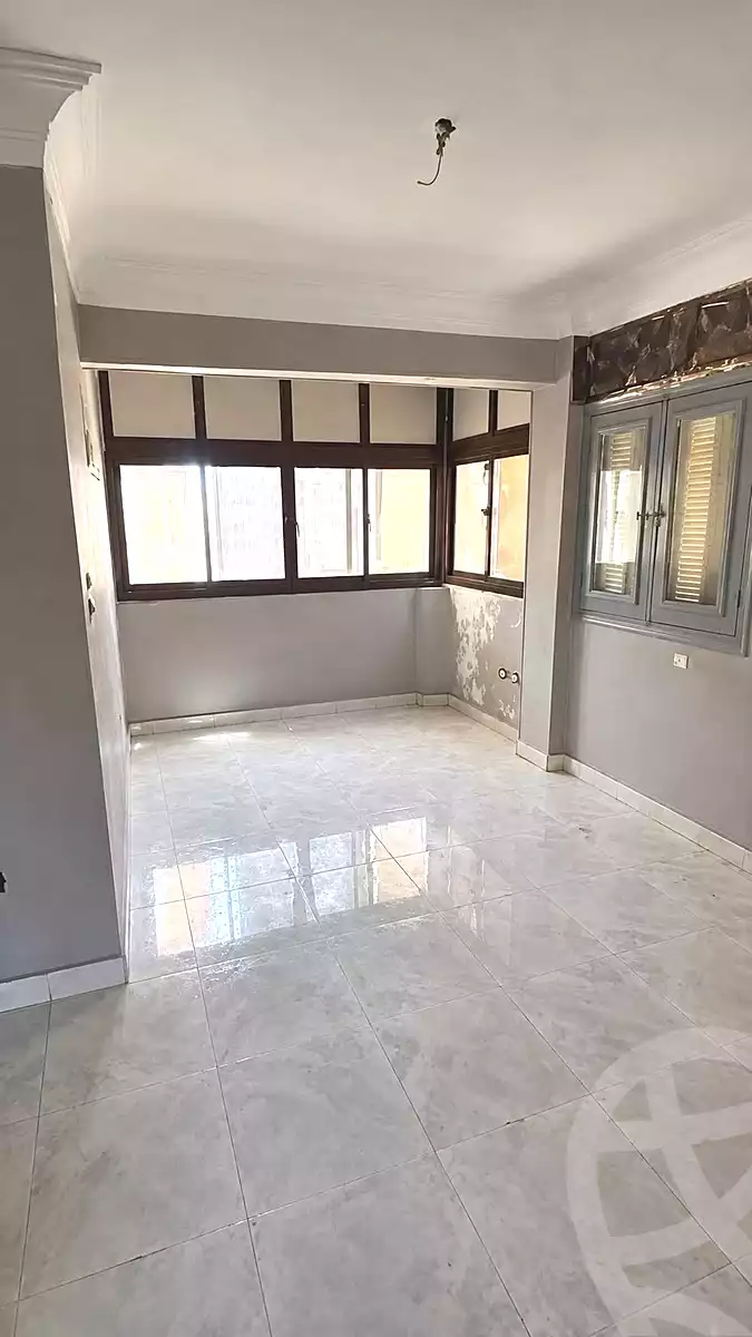 https://aqarmap.com.eg/ar/listing/7171952-for-sale-cairo-el-haram-shareaa-naser-el-thawrah
