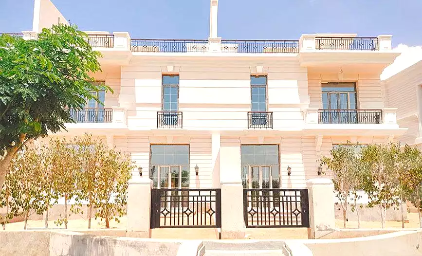 https://aqarmap.com.eg/en/listing/7172011-for-sale-cairo-new-administrative-capital-r5-granville-compound-founders
