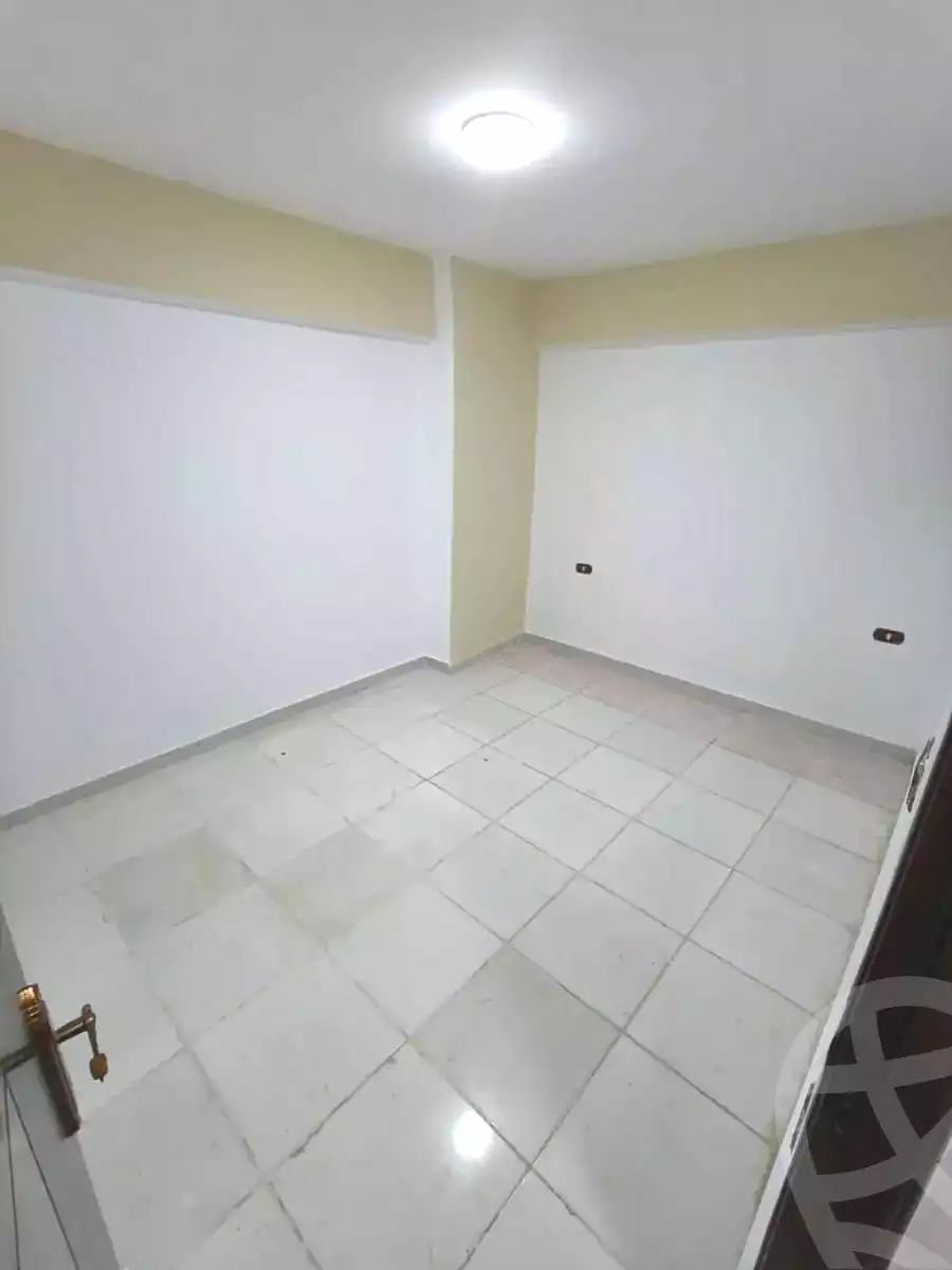 https://aqarmap.com.eg/ar/listing/7172240-for-sale-alexandria-lsywf-el-falki
