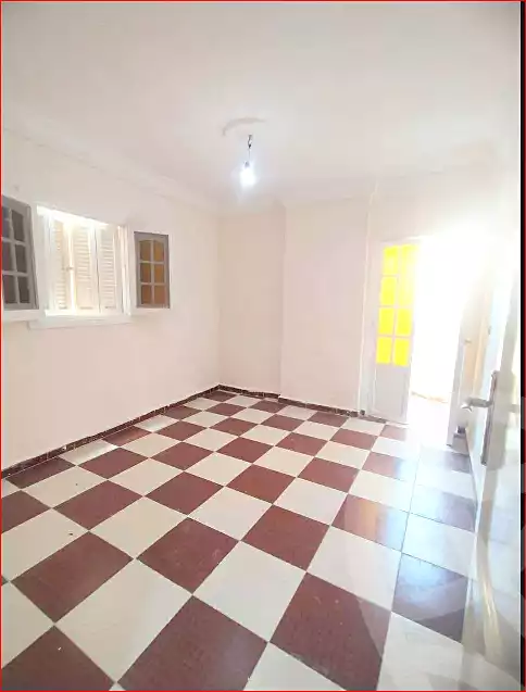https://aqarmap.com.eg/ar/listing/7172406-for-sale-alexandria-miami-salah-al-din-shaban-st
