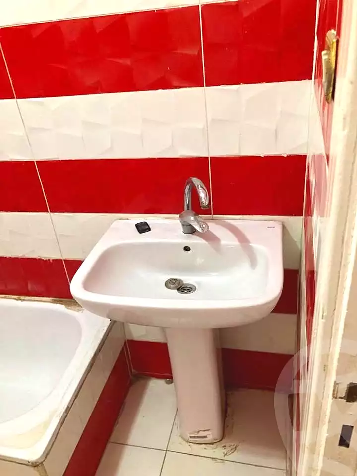 https://aqarmap.com.eg/en/listing/7172733-for-rent-cairo-el-haram-shareaa-el-talateny