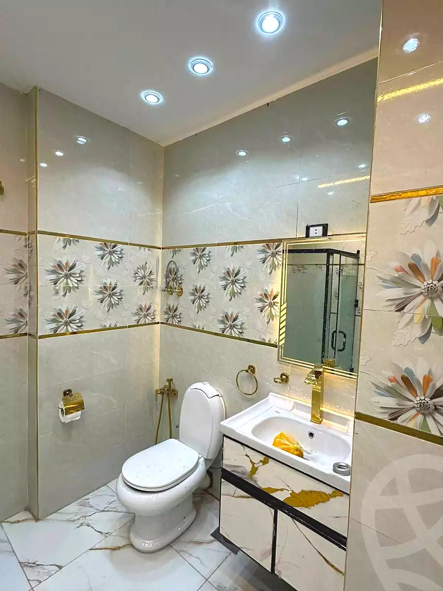 https://aqarmap.com.eg/en/listing/7173043-for-sale-cairo-ain-shams-ahmed-esmat-st
