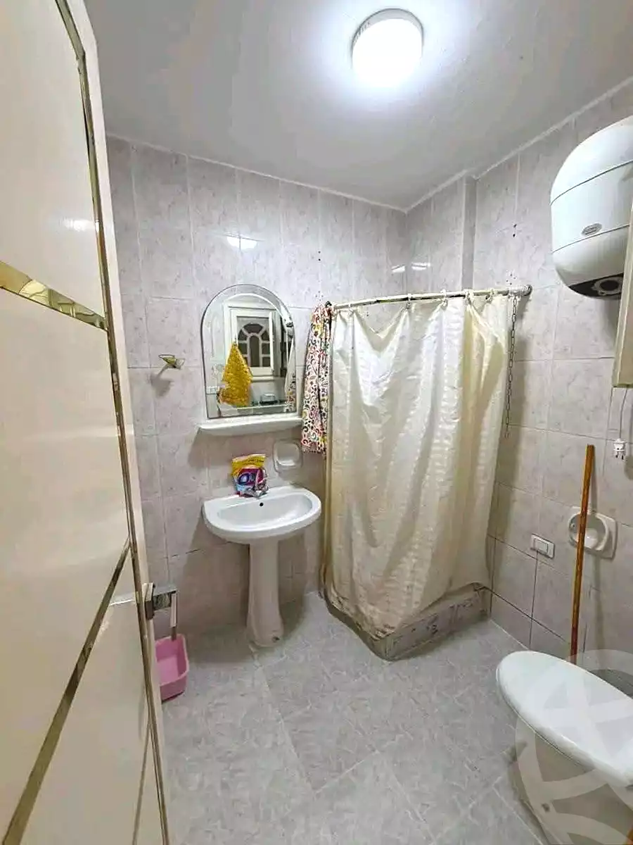 https://aqarmap.com.eg/en/listing/7173286-for-sale-alexandria-al-agamy-lbytsh-bianchiii