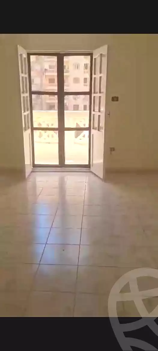 https://aqarmap.com.eg/en/listing/7173293-for-sale-alexandria-sydy-bshr-sydy-bshr-bhry