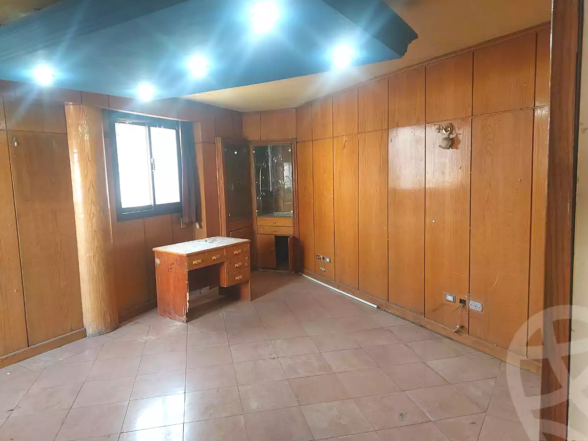 https://aqarmap.com.eg/ar/listing/7173449-for-sale-cairo-shoubra-ltr-lbwlqy-al-afdal-sq-st