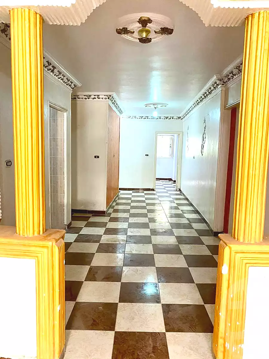 https://aqarmap.com.eg/ar/listing/7173797-for-sale-alexandria-al-agamy-lbytsh-ain-shams-st