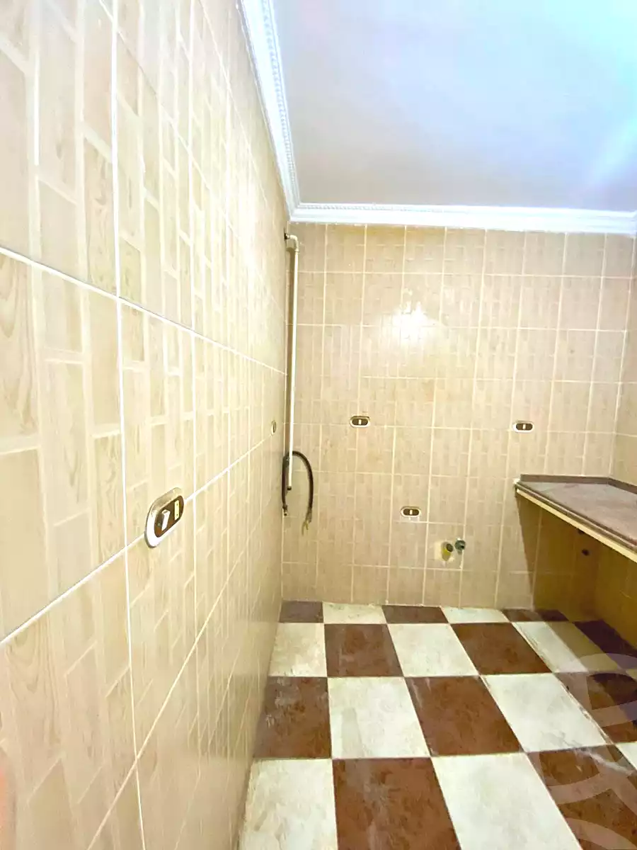 https://aqarmap.com.eg/ar/listing/7173797-for-sale-alexandria-al-agamy-lbytsh-ain-shams-st
