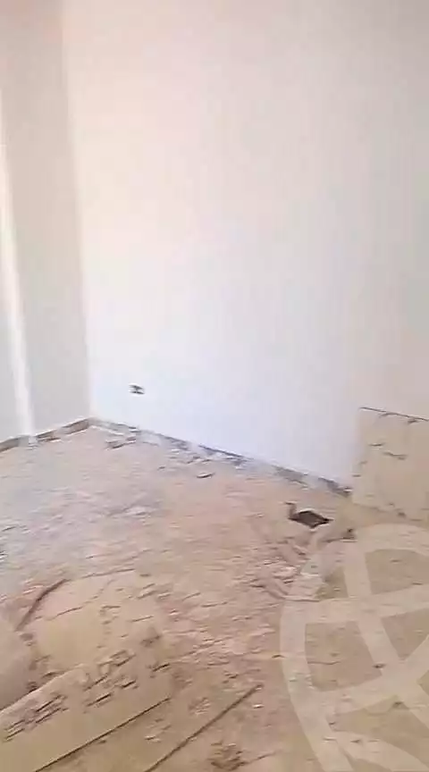 https://aqarmap.com.eg/en/listing/7174284-for-sale-alexandria-al-agamy-el-hanouvel