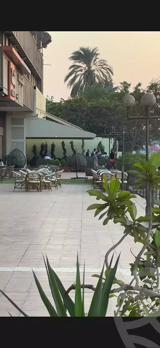 https://aqarmap.com.eg/en/listing/7174456-for-sale-cairo-shoubra-corniche-el-nile-st