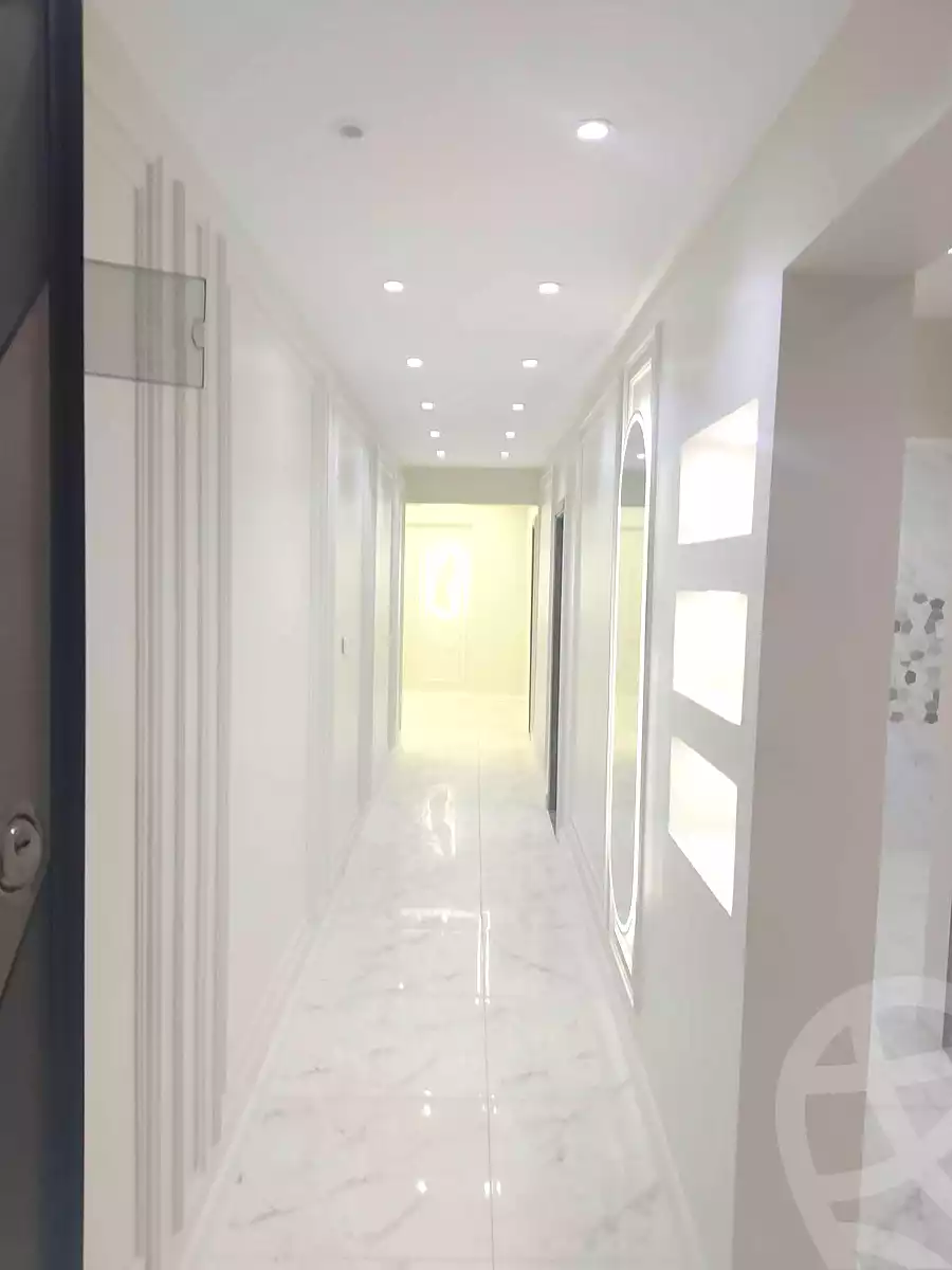 https://aqarmap.com.eg/ar/listing/7174527-for-sale-alexandria-al-agamy-el-hanouvel