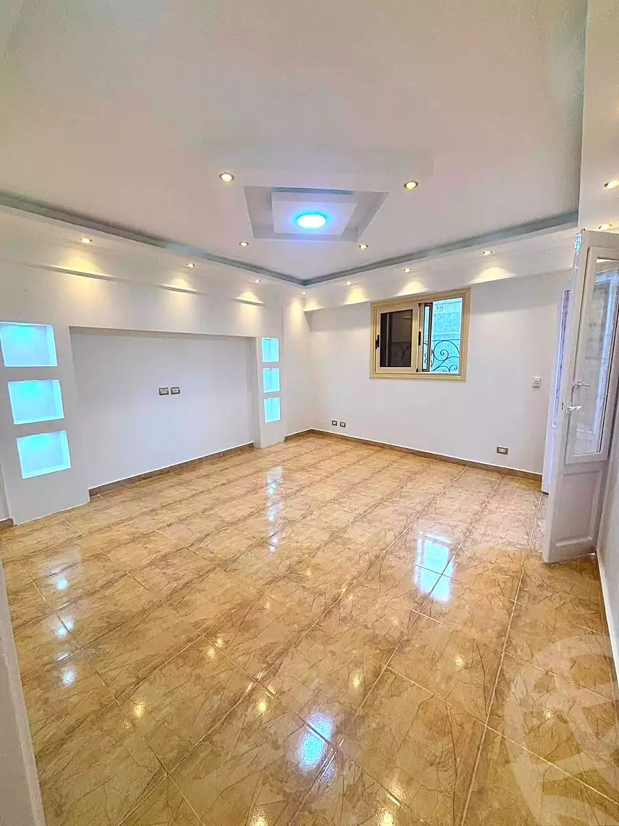 https://aqarmap.com.eg/ar/listing/7174593-for-sale-alexandria-sydy-bshr-sydy-bshr-bhry-shr-mhmwd-l-yswy