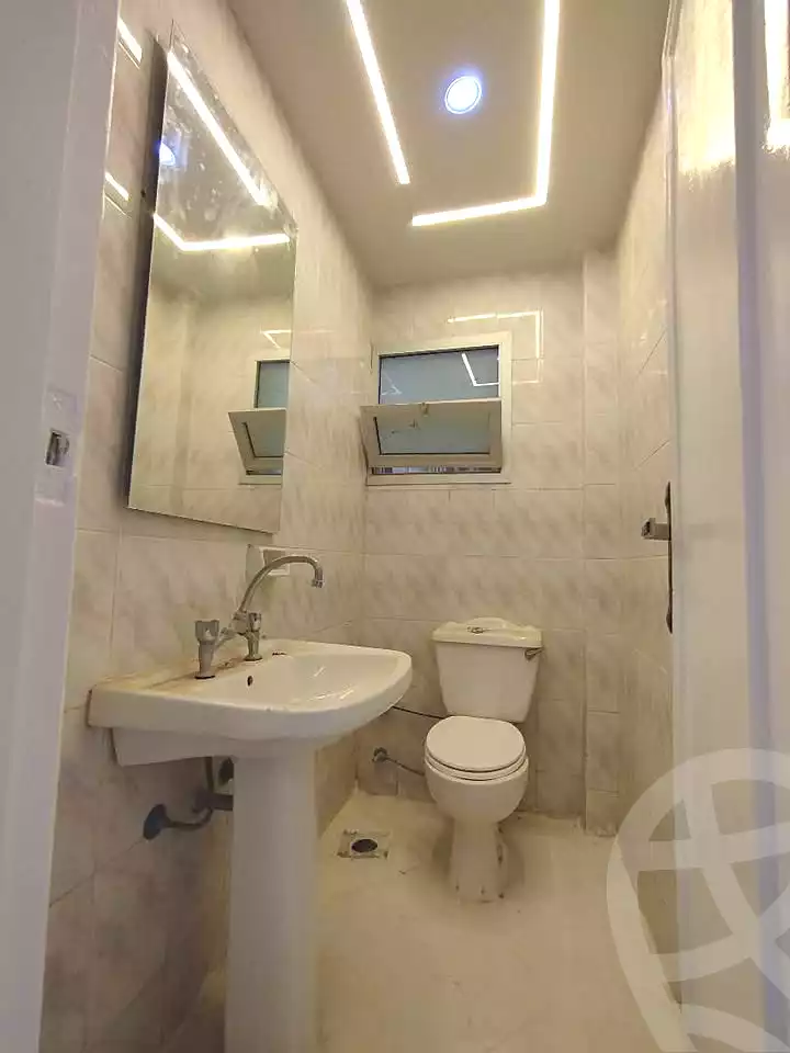 https://aqarmap.com.eg/en/listing/7174606-for-sale-alexandria-al-agamy-shataa-el-nakheel