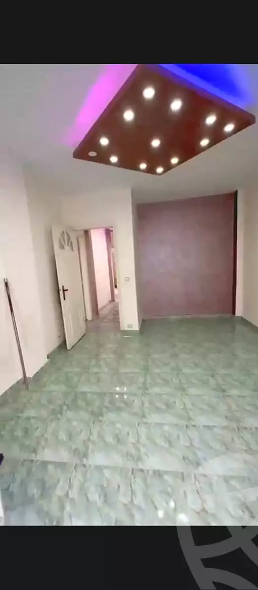 https://aqarmap.com.eg/ar/listing/7174820-for-sale-alexandria-al-agamy-bw-ywsf