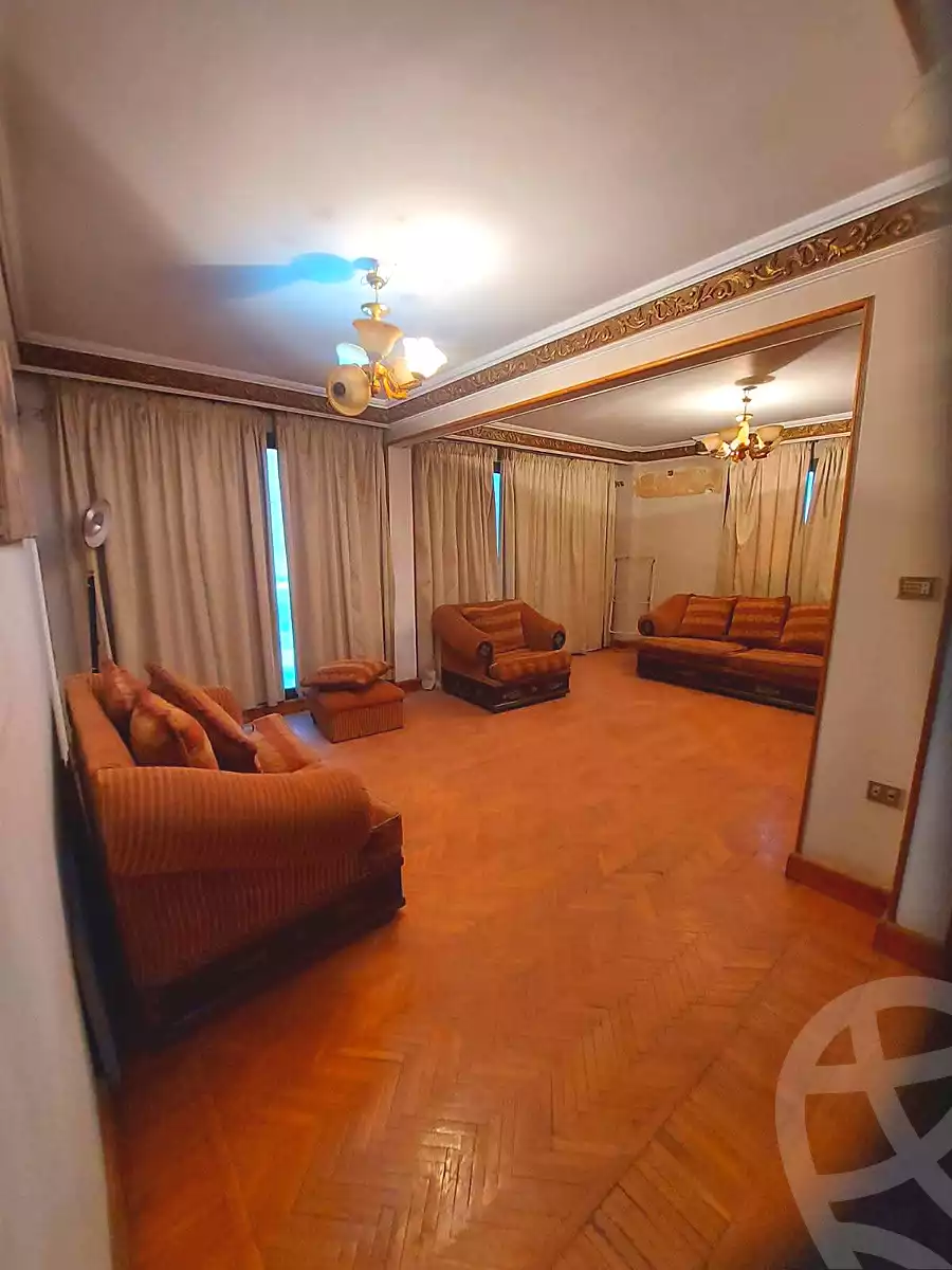 https://aqarmap.com.eg/ar/listing/7174906-for-sale-cairo-helwan-helwan-el-sharkeya-borhan-st
