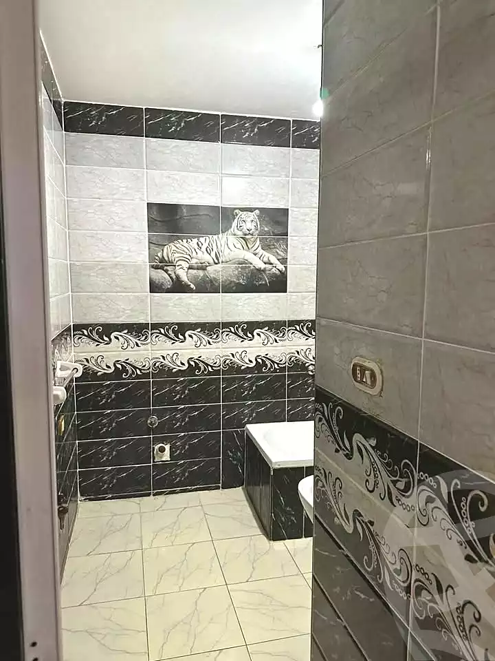 https://aqarmap.com.eg/ar/listing/7174934-for-sale-alexandria-al-agamy-el-hanouvel-al-asdakaa-st
