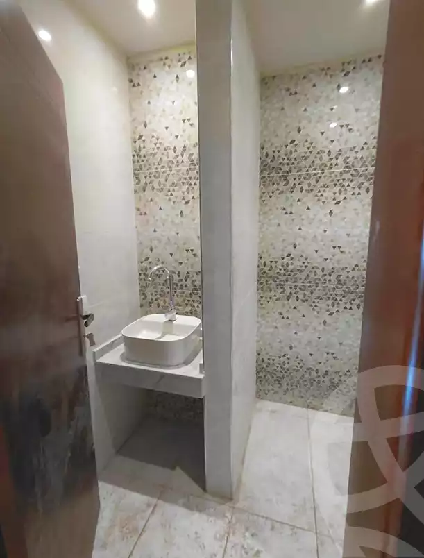 https://aqarmap.com.eg/ar/listing/7175015-for-sale-alexandria-ganaklis-shr-bw-qyr-tryq-lhry