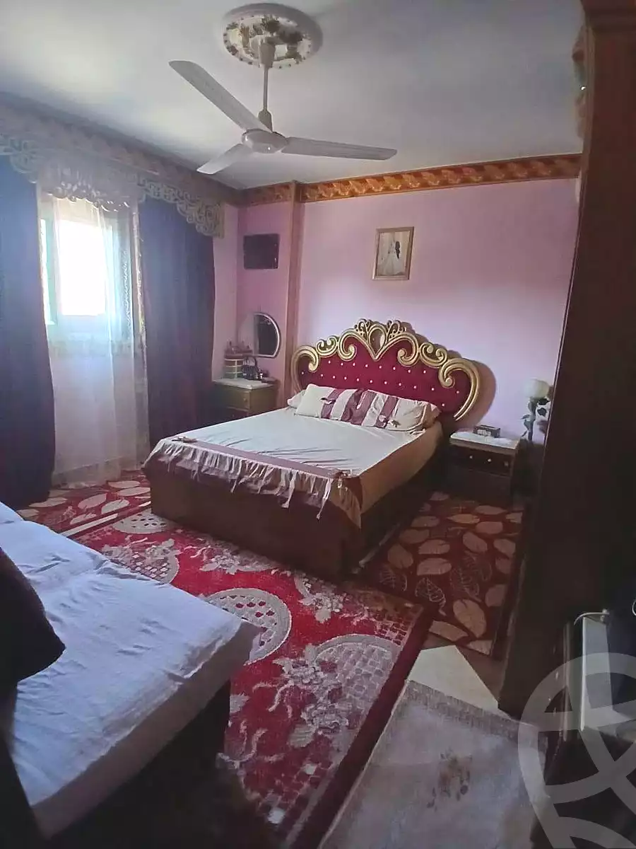 https://aqarmap.com.eg/en/listing/7175031-for-sale-cairo-faisal-kafr-tohormos-queen-nazli-st