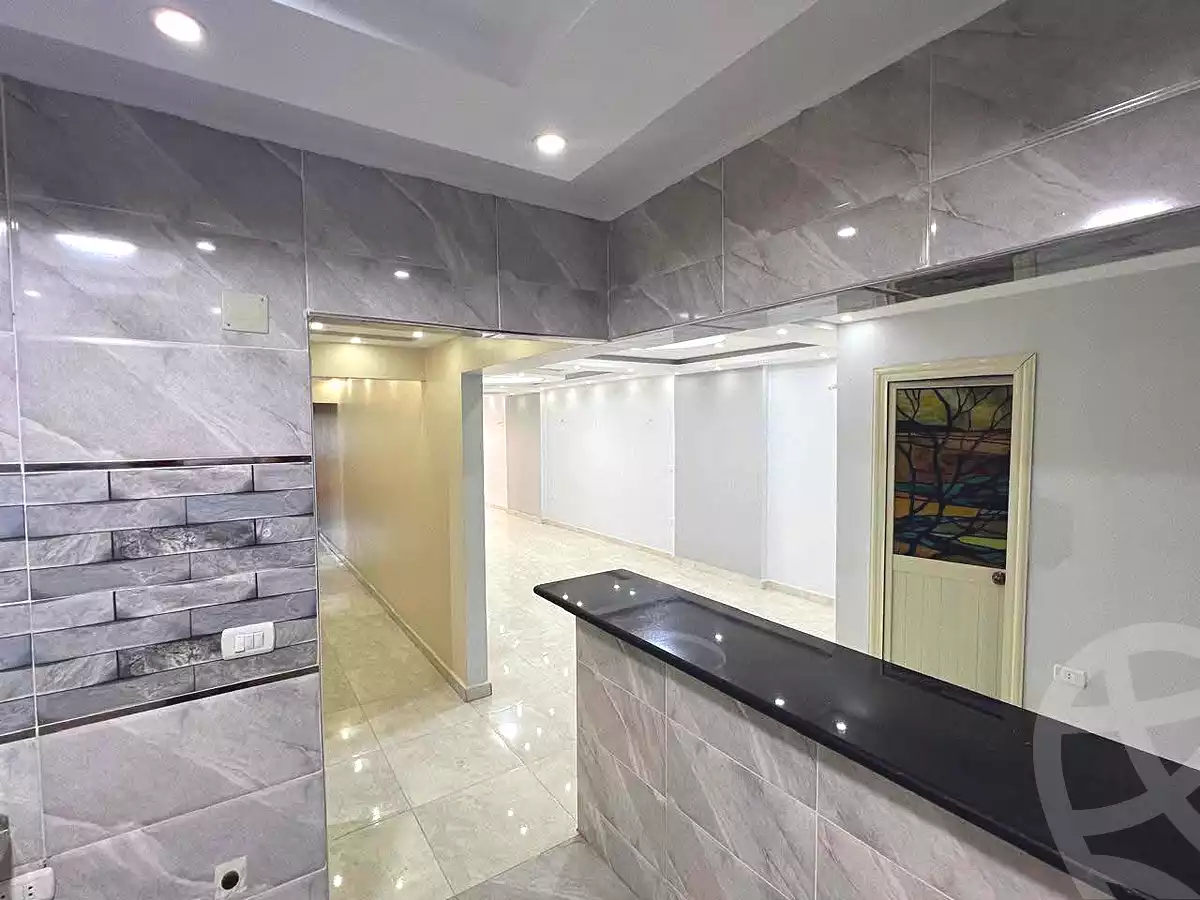 https://aqarmap.com.eg/ar/listing/7175195-for-rent-cairo-helwan-mostafa-fahmy-st