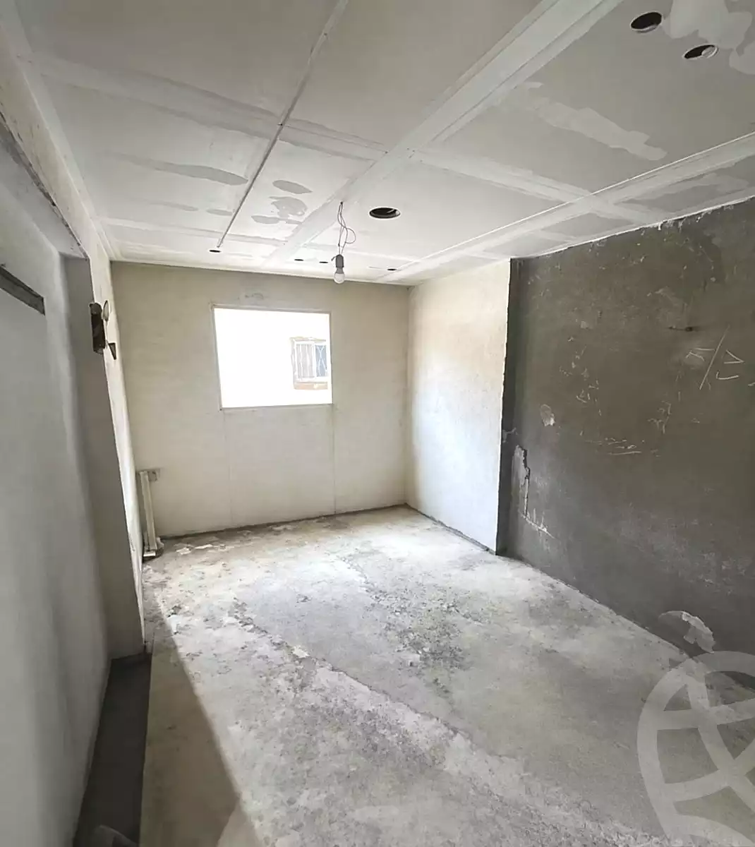 https://aqarmap.com.eg/ar/listing/7175361-for-sale-alexandria-al-agamy-bw-ywsf