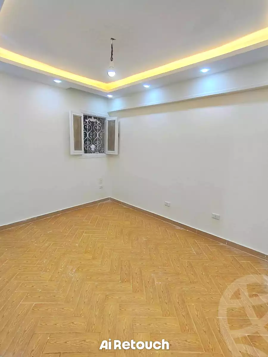 https://aqarmap.com.eg/en/listing/7175500-for-sale-alexandria-sydy-bshr-sydy-bshr-bhry-street-17