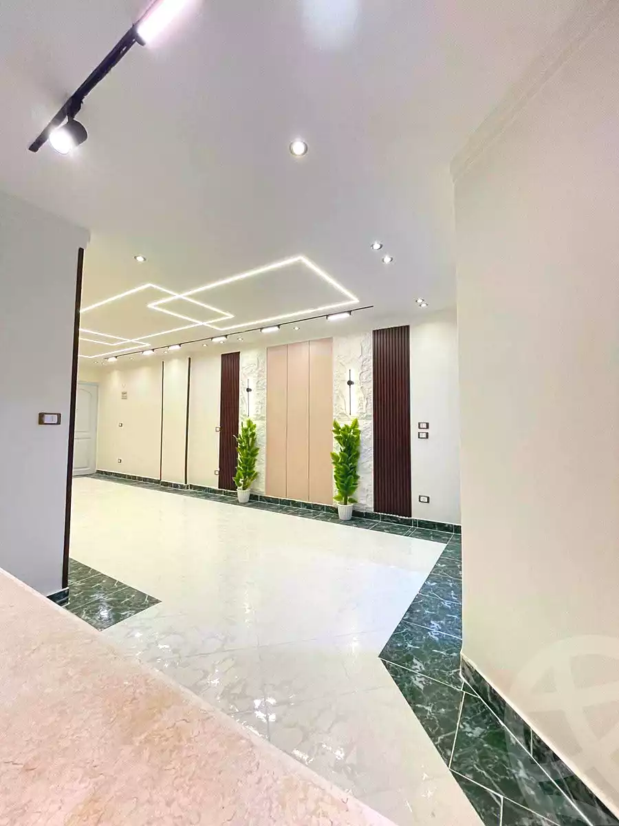 https://aqarmap.com.eg/ar/listing/7175514-for-sale-alexandria-al-agamy-shataa-el-nakheel