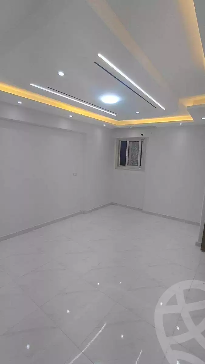 https://aqarmap.com.eg/ar/listing/7176012-for-sale-alexandria-miami